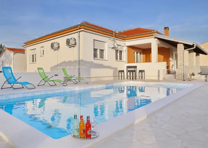 Holidayhouse Alirio With Heated Pool. 빌라 *