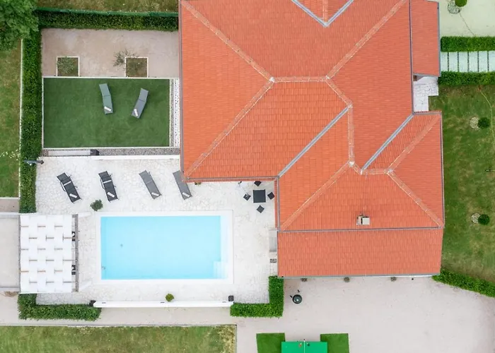 Holidayhouse Alirio With Heated Pool.