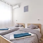 Vila Holidayhouse Alirio With Heated Pool. *