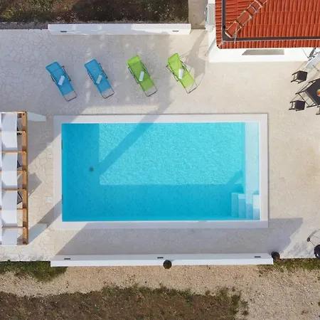 Holidayhouse Alirio With Heated Pool. *