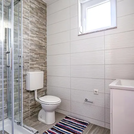 Holidayhouse Alirio With Heated Pool. * Vrsi