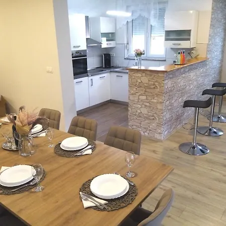 Villa Holidayhouse Alirio With Heated Pool. *